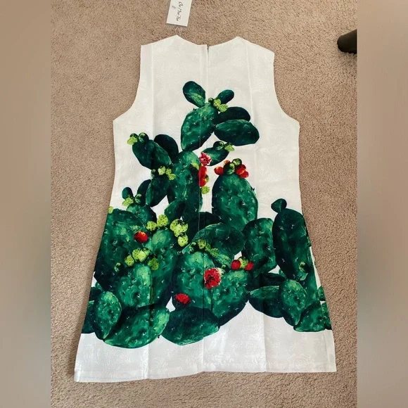 Women’s graphic dress with 3d decorations - US M - Picture 5 of 9